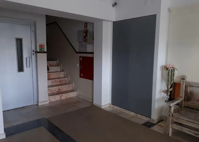 Residencial Coroa D'ouro Gæstehus 3*