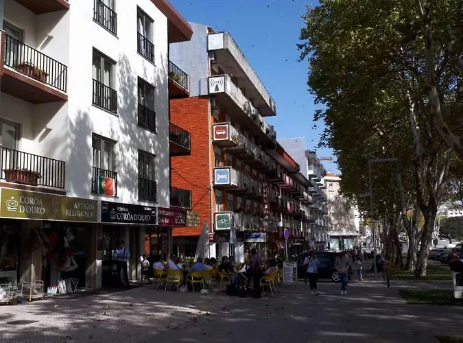 Residencial Coroa D'ouro Affittacamere 3*