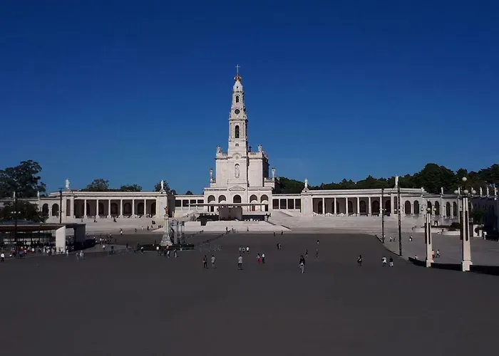 Residencial Coroa D'ouro 3*